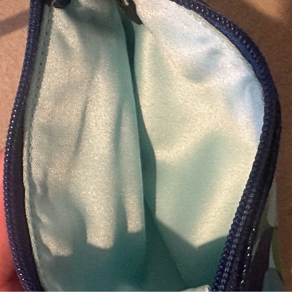 Coach Poppy Wristlet - Picture 7 of 7